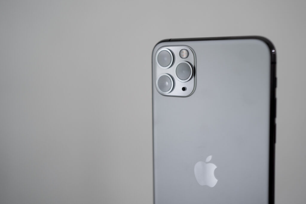 iPhone11プロ ゼロハリの耐衝撃ケースで新型iPhoneをガッチリ守ろう | GoodsPress